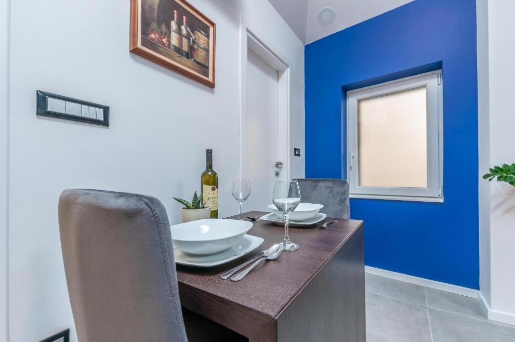 X Boutique Marinac Studio Apartments & Rooms Šibenik Exterior foto