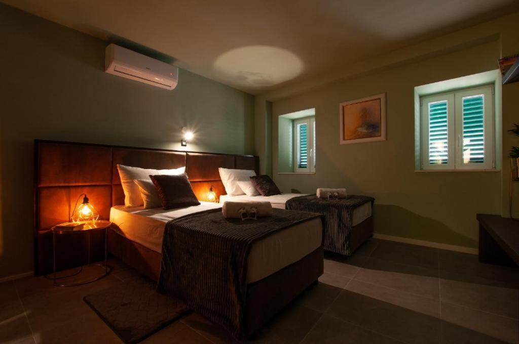 X Boutique Marinac Studio Apartments & Rooms Šibenik Exterior foto