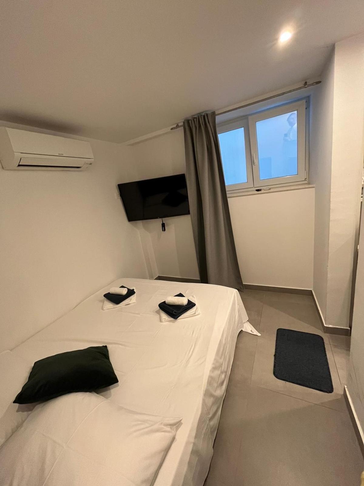 X Boutique Marinac Studio Apartments & Rooms Šibenik Exterior foto